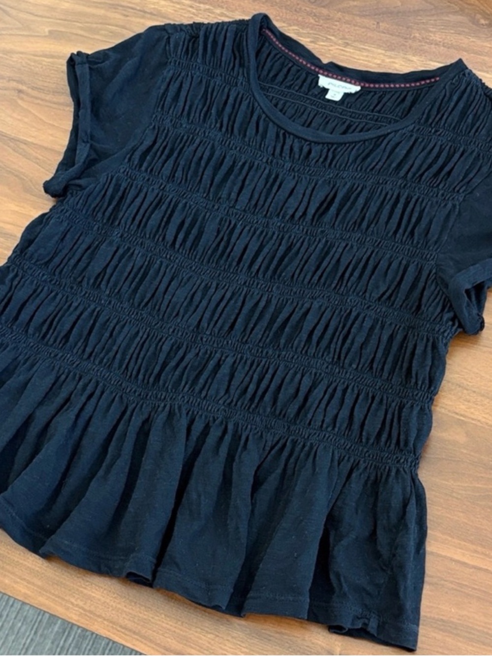 Anthropologie The Tabby Ruched Cap-Sleeve Tee by Pilcro in Black Size Medium